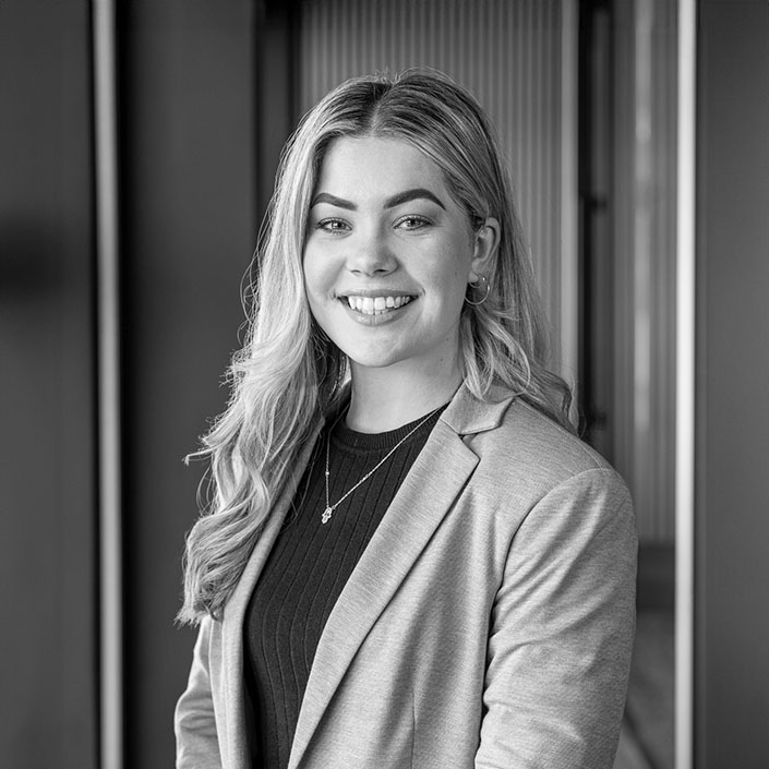 Chelsea Kester – Business Manager
